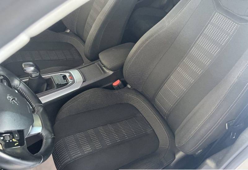 PEUGEOT 308 ESSENCE OCCASION PAS CHERE A VENDRE A SISTERON