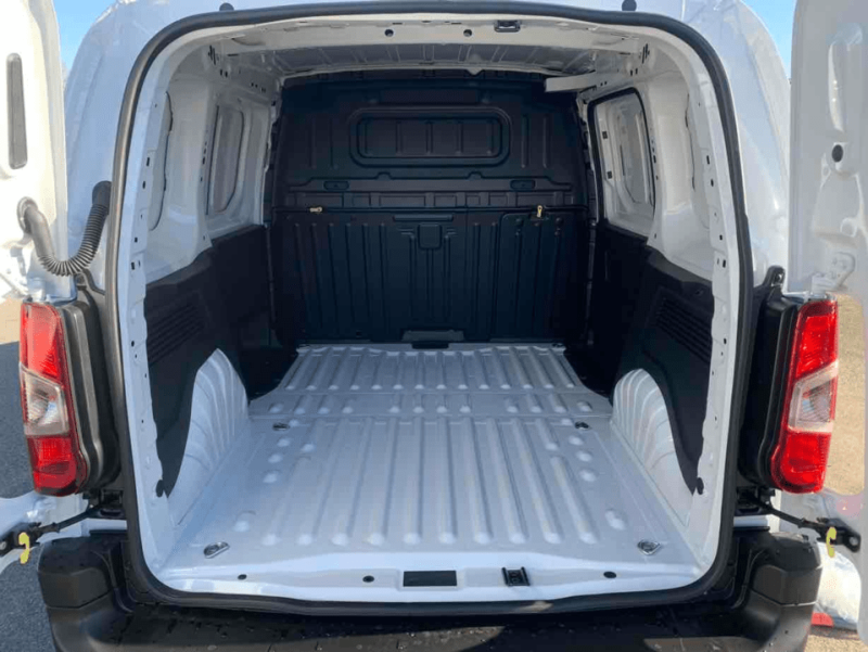 CITROEN BERLINGO BOITE AUTO HDI 130CV NEUF A VENDRE A SALON DE PROVENCE 