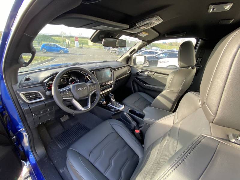 ISUZU D MAX DIESEL BOITE AUTO NEUF DISPO A VENDRE A  GAP