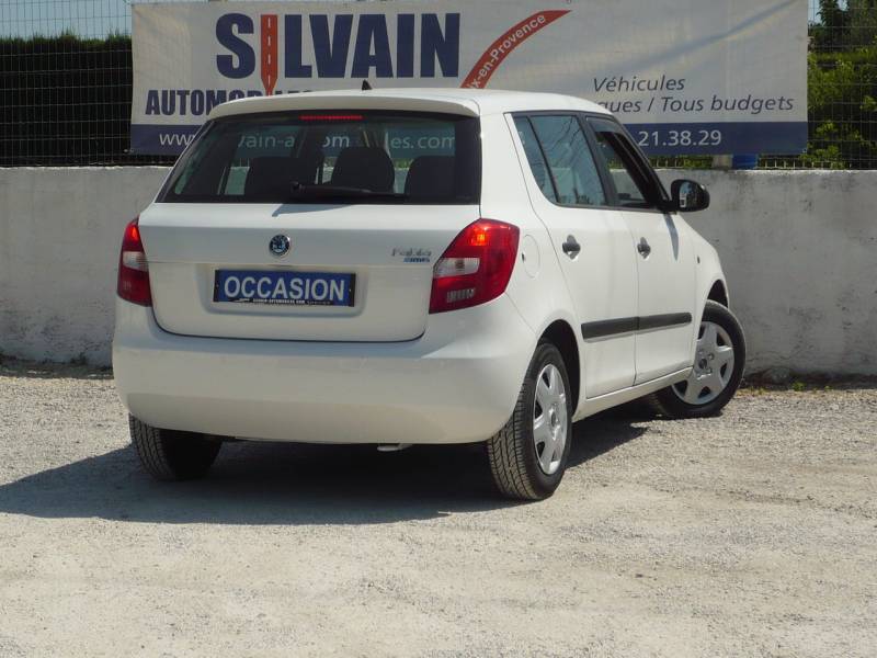 FABIA A VENDRE A PERTUIS