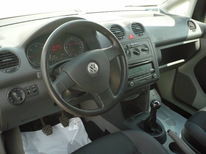 CADDY A VENDRE A EGUILLES