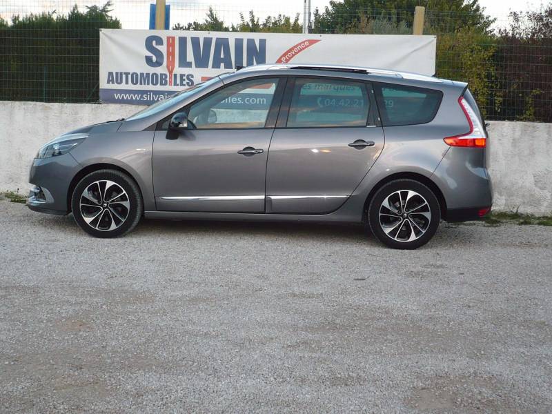 GRAND SCENIC DCI BOITE AUTO OCCASION A VENDRE A HYERES