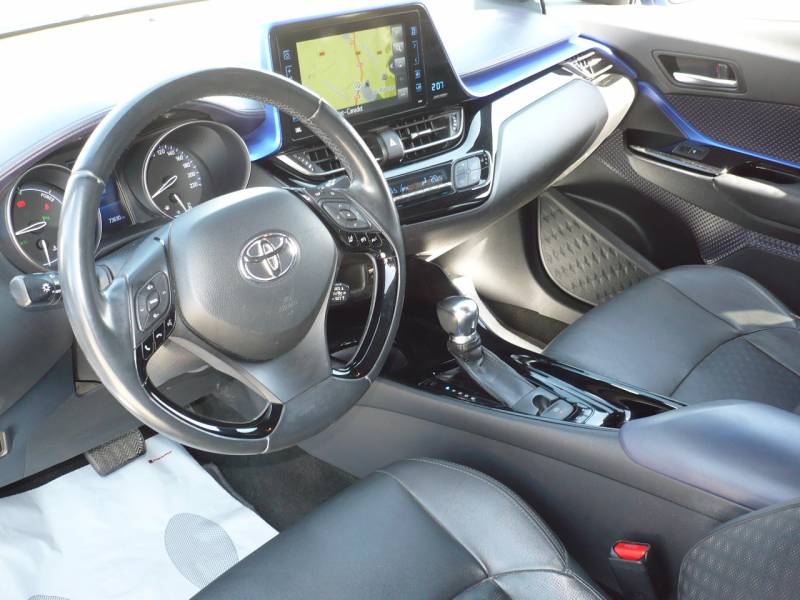TOYOTA CHR HYBRIDE OCCASION A VENDRE A EGUILLES