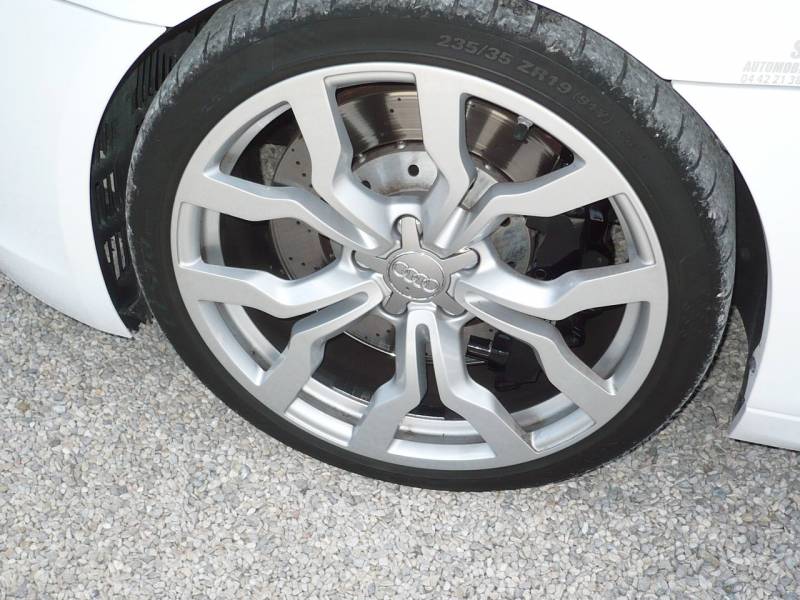 AUDI R8 V10 525 cv  SPYDER  R-TRONIC