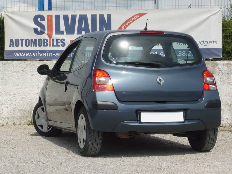 RENAULT TWINGO II OCCASION PAS CHERE A VENDRE A PUYRICARD