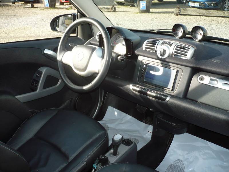 SMART CABRIOLET ESSENCE 85 CV OCCASION A VENDRE PAS CHERE A PERTUIS