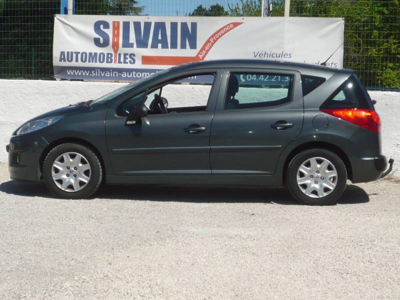 PEUGEOT 207 SW 1.6L HDI 92 OCCASION FAIBLE KMS PAS CHERE A VENDRE A  MANOSQUE