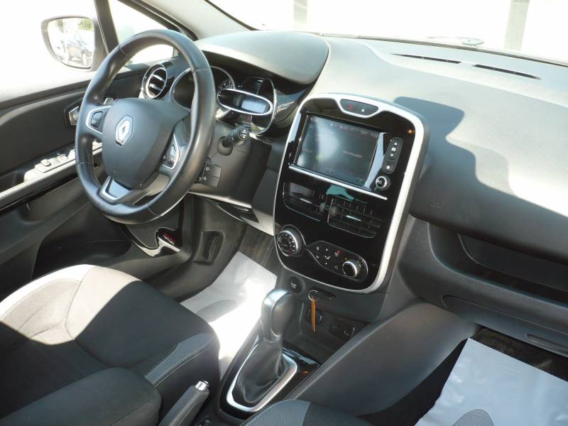 RENAULT CLIO 4 TCE 120 CV  ESSENCE EDC BOITE AUTO OCCASION A VENDRE A SAINT MAXIMIN LA SAINTE BAUME 
