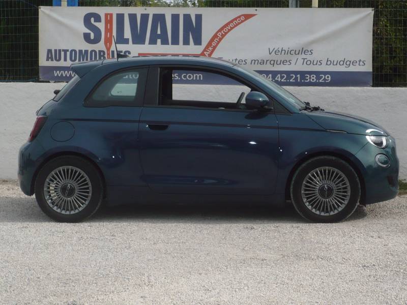 FIAT 500 3 ELECTRIQUE 118 CV BERLINE ICONE PREMIERE MAIN OCCASION A VENDRE A SAINT MAXIMIN LA SAINTE BAUME 