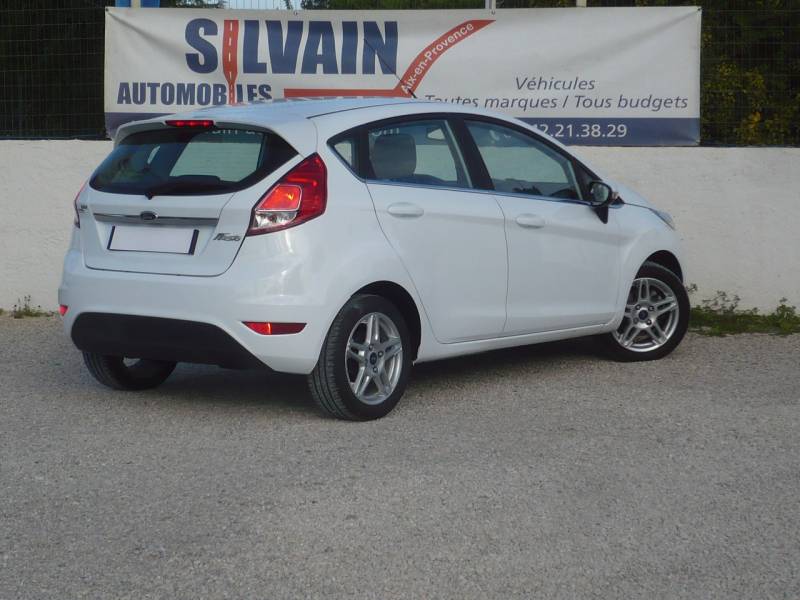 FORD FIASTA VI TDCI 95 CV TITANIUM OCCASION A VENDRE A SALON DE PROVENCE 