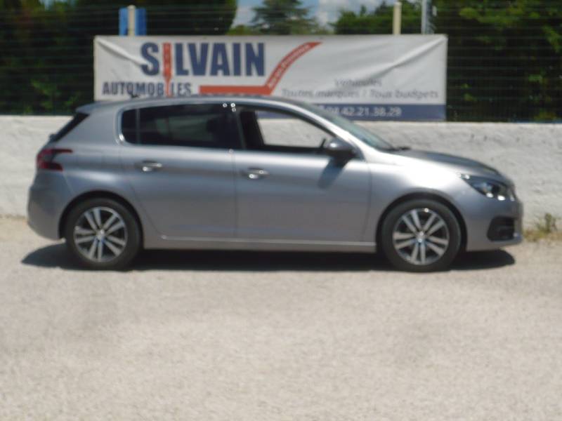 PEUGEOT 308 1.2L ESSENCE OCCASION PAS CHERE A VENDRE A EGUILLES