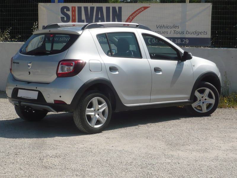 DACIA SANDERO STEPWAY ESSENCE 90 CV OCCASION A VENDRE A VITROLLES