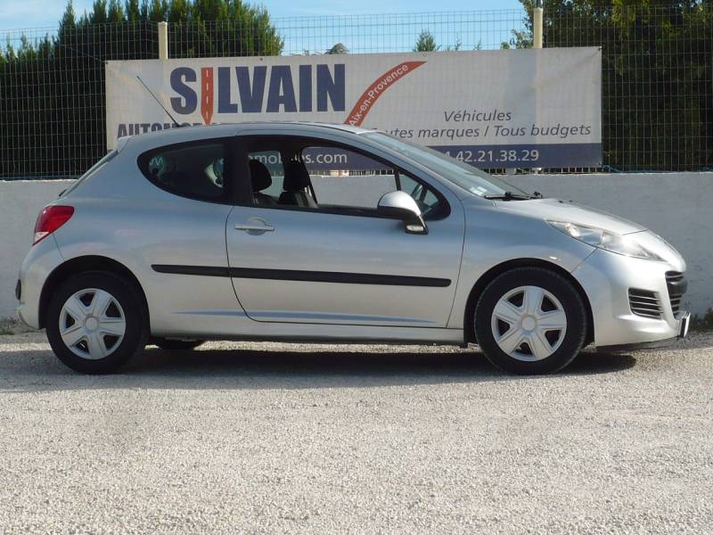 PEUGEOT 207 1.4L 95 CV ESSENCE OCCASION PAS CHERE A VENDRE A VENELLES