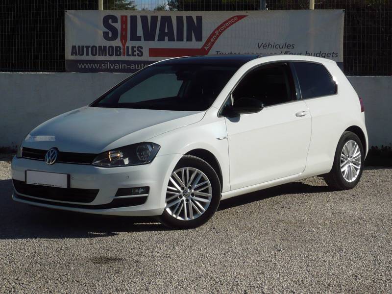 VOLKSWAGEN GOLF 7 ESSENCE TSI 105 CV OCCASION PAS CHERE A VENDRE A AIX EN PROVENCE 