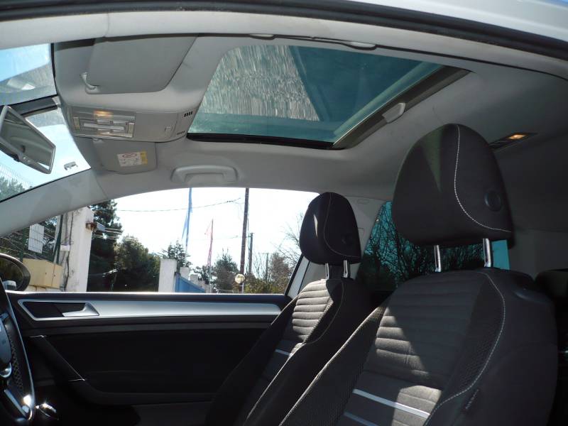 VOLKSWAGEN GOLF 7 ESSENCE TSI 105 CV OCCASION PAS CHERE A VENDRE A SAINT MAXIMIN LA SAINTE BAUME 