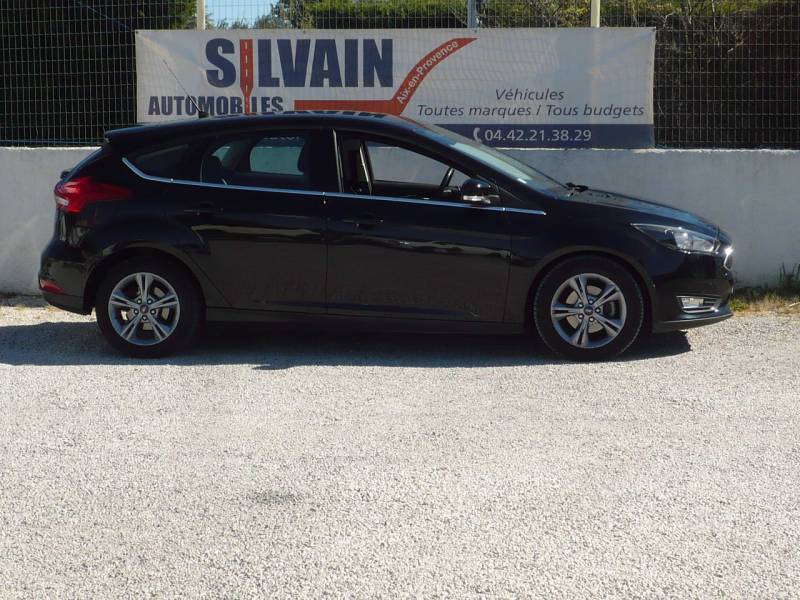 FORD FOCUS 3 TDCI 120 CV EDITION GPS OCCASION PAS CHERE A VENDRE A SALON DE PROVENCE 