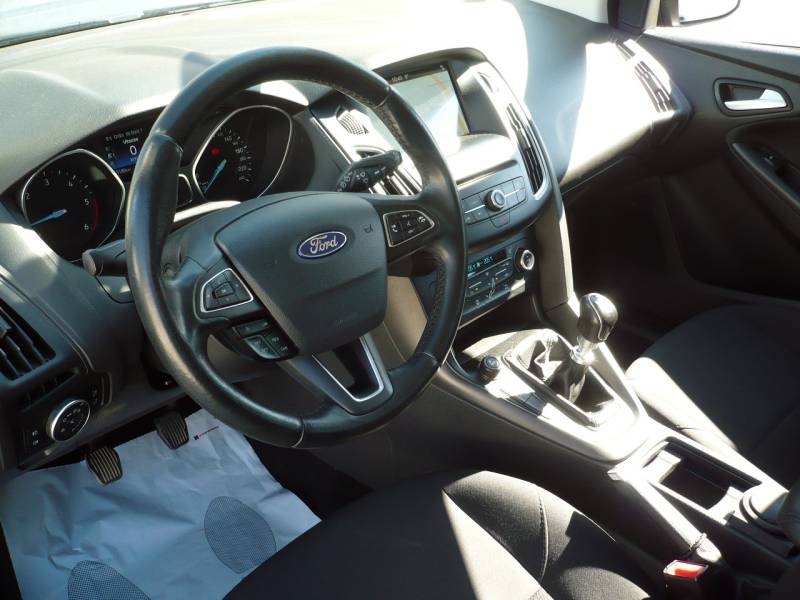 FORD FOCUS 3 TDCI 120 CV EDITION GPS OCCASION PAS CHERE A VENDRE A PLAN DE CAMPAGNE