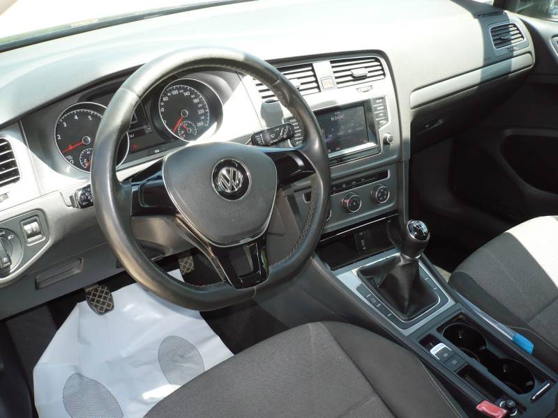 VOLKSWAGEN GOLF VII . TSI 85 CV . OCCASION PAS CHERE A VENDRE A SAINT MAXIMIN LA SAINTE BAUME