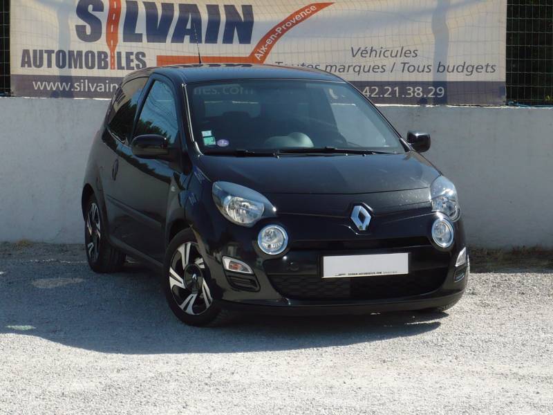 RENAULT TWINGO II BOITE AUTO ESSENCE OCCASION PAS CHERE A VENDRE A AIX EN PROVENCE 