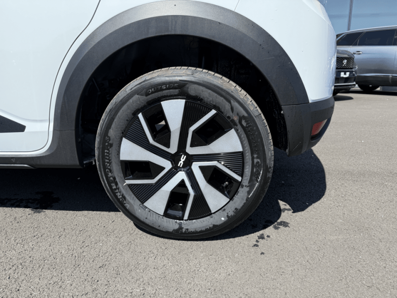 DACIA SANDERO NEUVE BOITE AUTO ESSENCE 90CV DISPO A AVENDRE A GAP