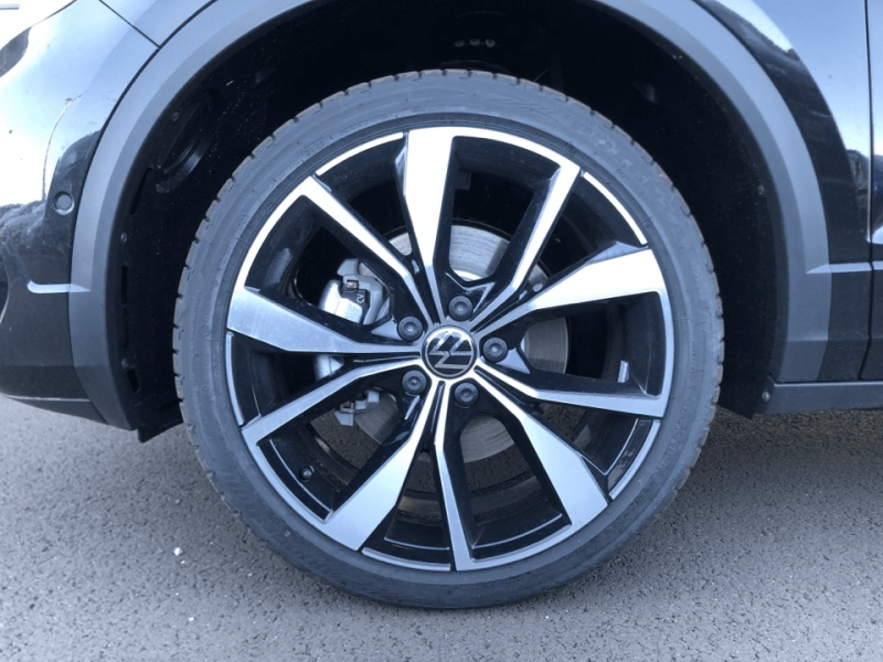 VOLKSWAGEN T ROC BVA DIESEL R-LINE NEUF A VENCRE A MARSEILLE PROVENCE AEROPORT