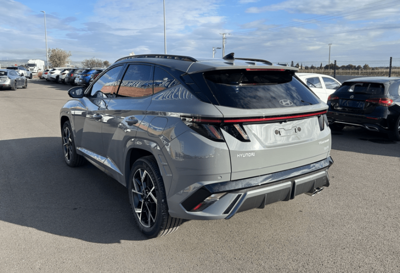 HYUNDAI TUCSON HYBRIDE NEUF DISPO A VENDRE A MANOSQUE