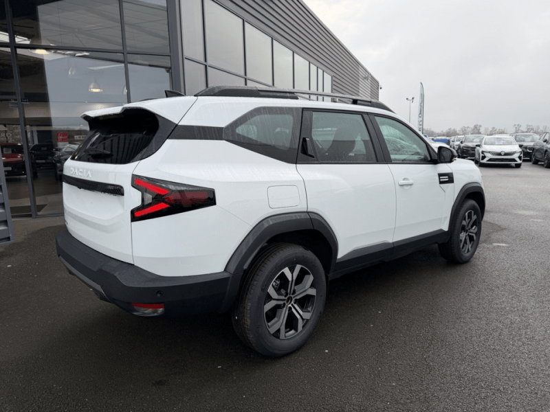 DACIA BIGSTER ESSENCE / GPL MICRO HYBRID 140 CV NEUVE A VENDRE A MARSEILLE