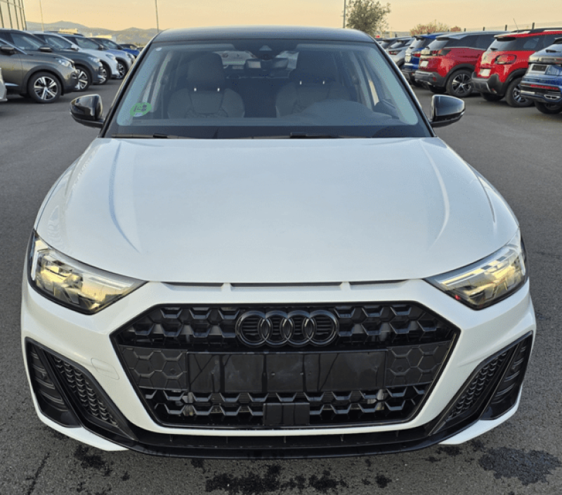 AUDI A1 TFSI 116 CV ESSENCE BOITE AUTO S LINE S-TRONIC A VENDRE A MARSEILLE