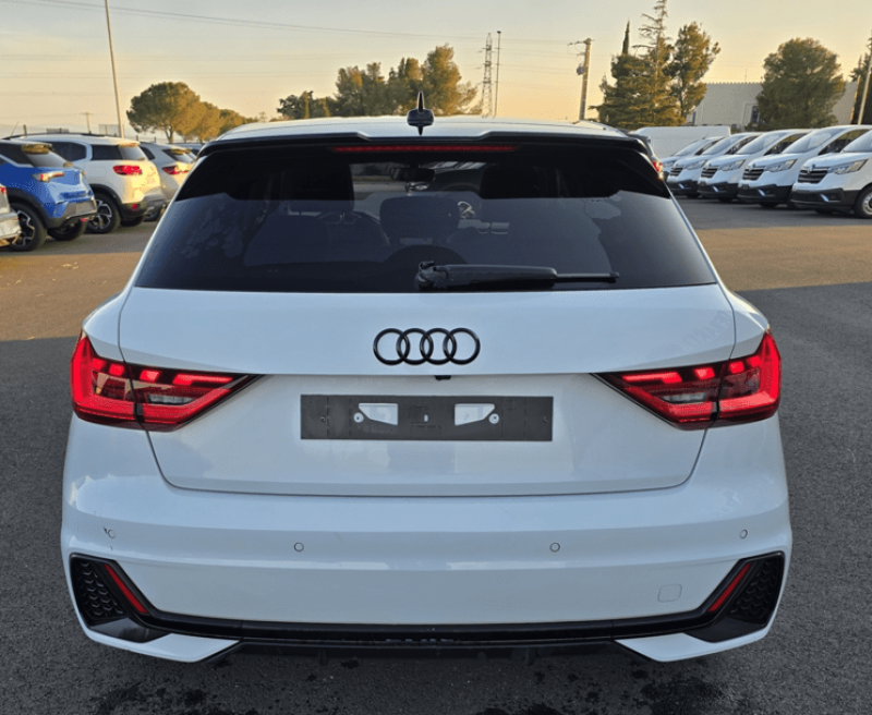 AUDI A1 TFSI 116 CV ESSENCE BOITE AUTO S LINE S-TRONIC A VENDRE A SAINT MAXIMIN LA SAINTE BAUME