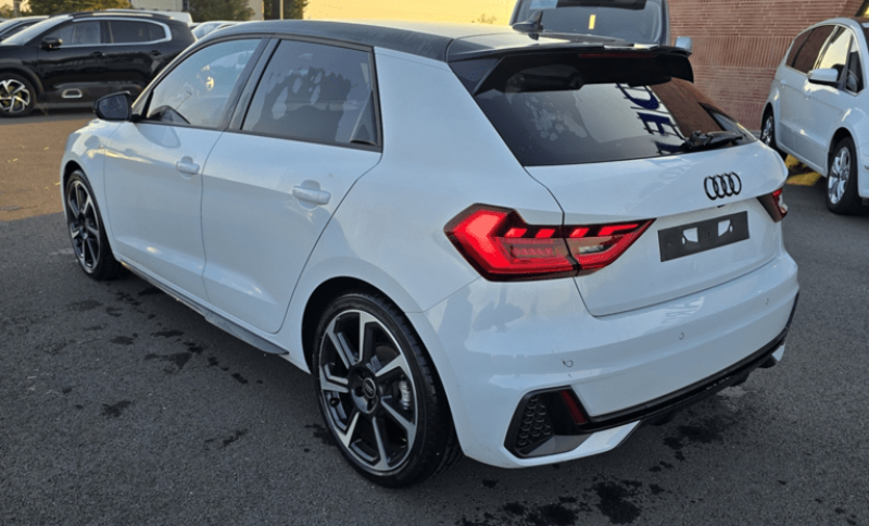 AUDI A1 TFSI 116 CV ESSENCE BOITE AUTO S LINE S-TRONIC A VENDRE A PLAN DE CAMPAGNE