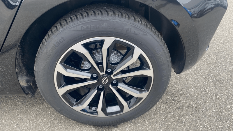 RENAULT CLIO V ESSENCE TCE 90 CV TECHNO PACK CARPLAY OCCASION FAIBLE KMS A VENDRE A PLAN DE CAMPAGNE