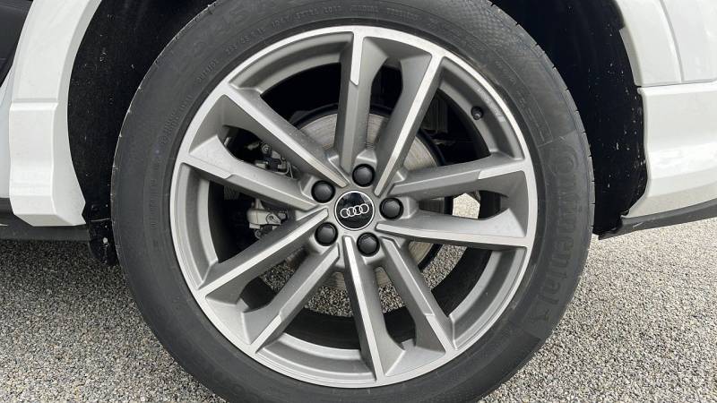 AUDI Q3 TDI S TRONIC NEUF DISPO A VENDRE A  MARSEILLE PROVENCE MARUGNANE