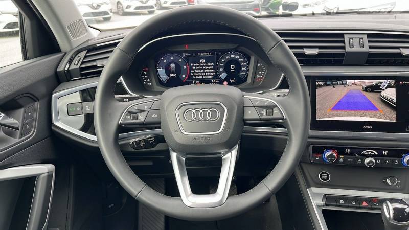 AUDI Q3 TDI S TRONIC NEUF DISPO A VENDRE A AIX LES PLATANES