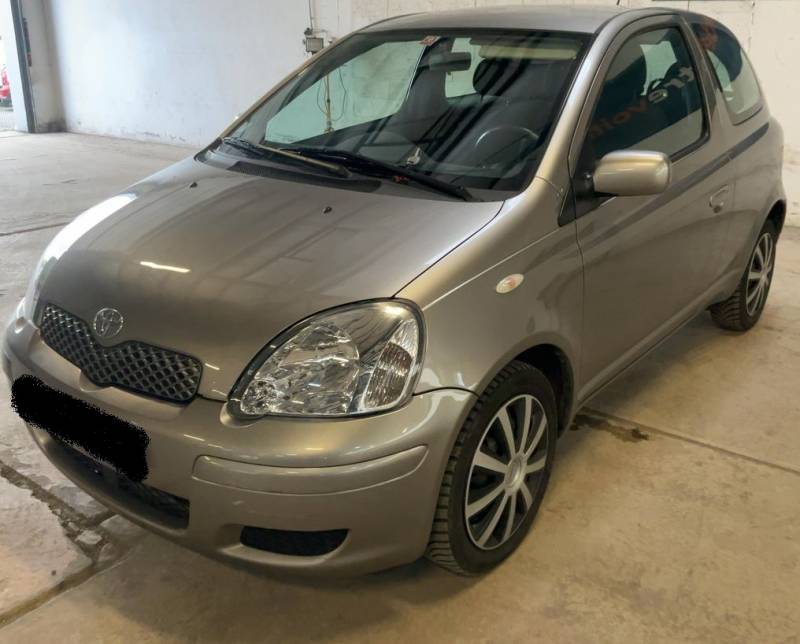 TOYOTA YARIS II SOL . 1.3L ESSENCE VVTi 87 CV  . BOITE AUTO .